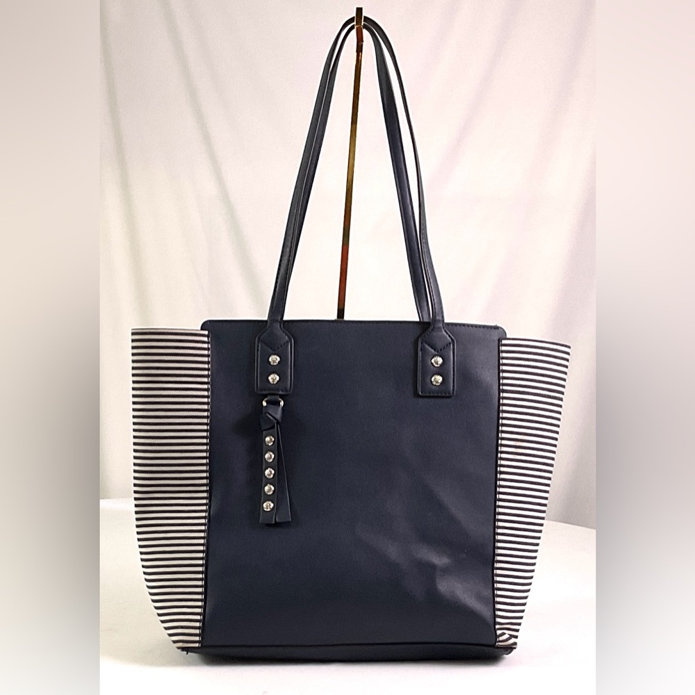 Kate & Alex-Italian designs, large, navy, PU and canvas tote – like new